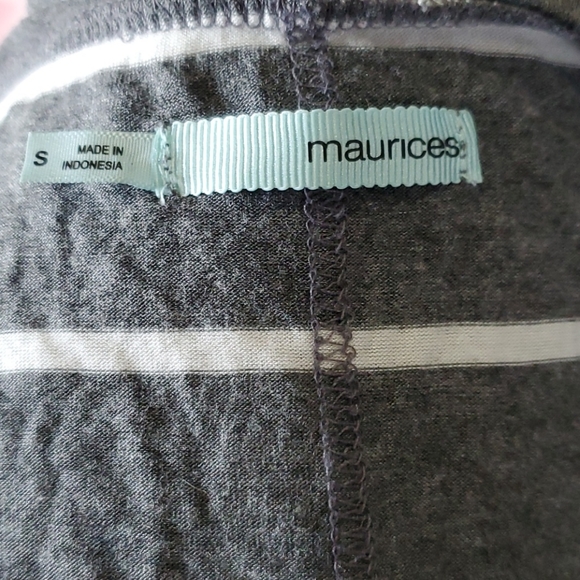 T-shirt - Picture 2 of 2